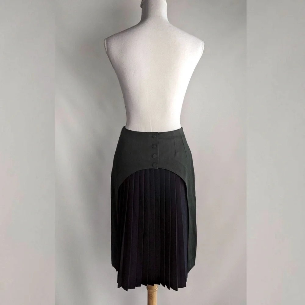Fendi Pleated Inset A-Line Skirt - sz 40(IT) - Picture 2 of 7